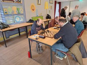 Ruud Janssen legt Michal het vuur aan de schenen