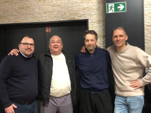 Team 2 met (vlnr) Geatano, Rezar, Ronald en Roel